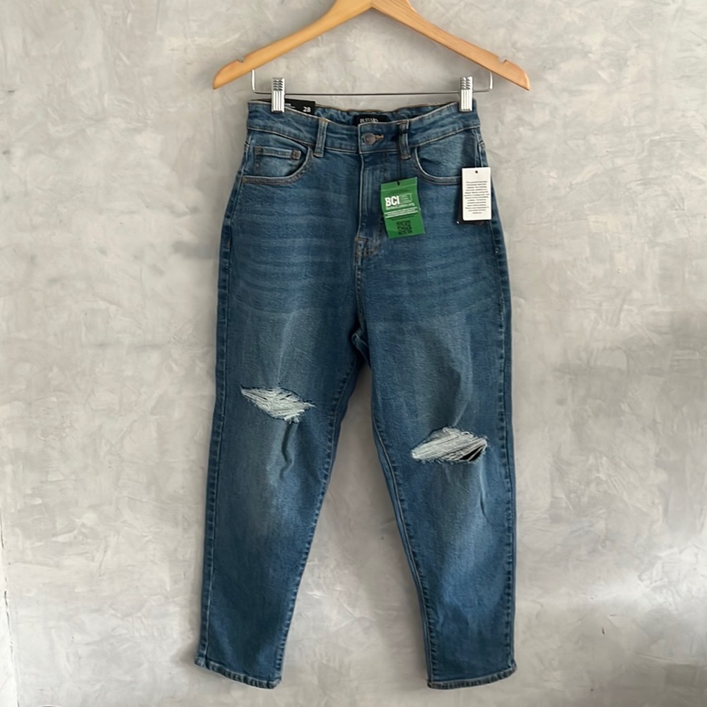 BUFFALO DAVID BITTON KRISTI Women’s Hi Rise BLUE DISTRESSED MOM Jeans 28 - NWT